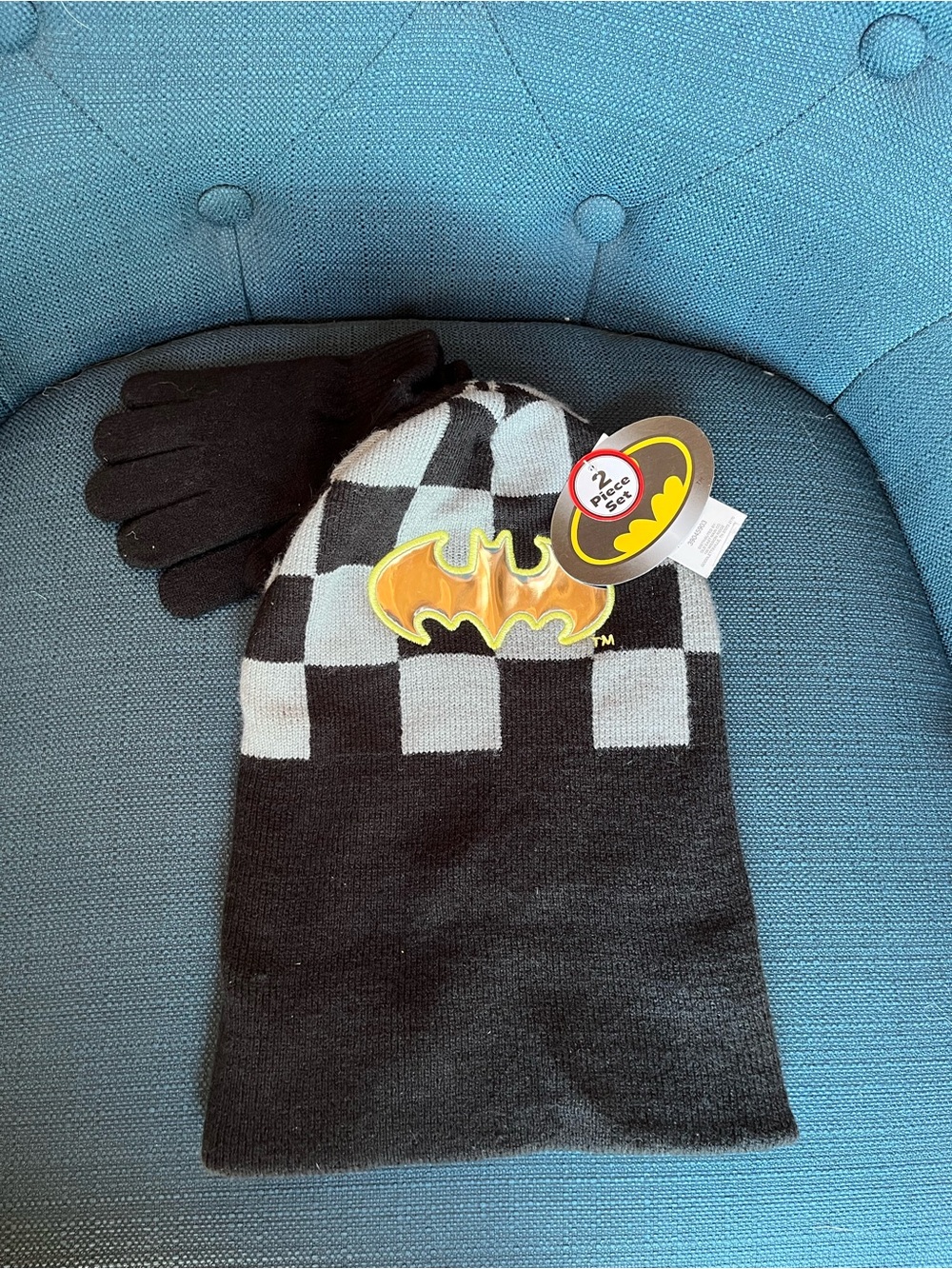 Batman Black, Gray & Yellow Checker Knit Beanie with Black Gloves